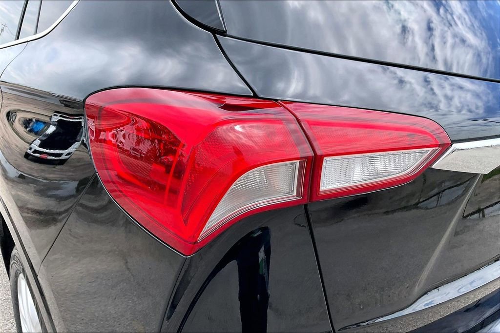 Used 2019 Buick Envision Premium w/ LPO, Cargo Package AWD/4WD image 20