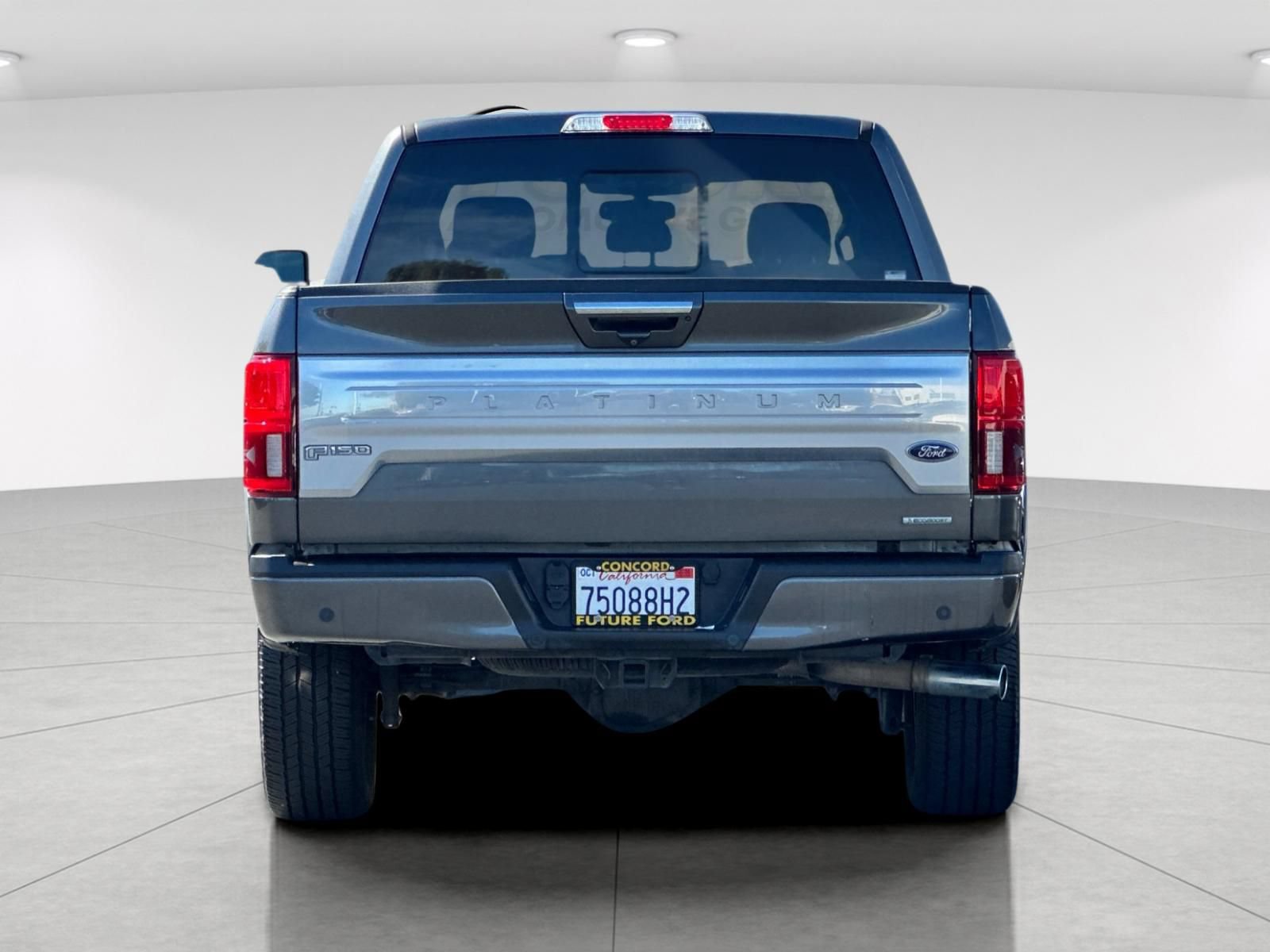 Certified 2018 Ford F150 Platinum w/ Equipment Group 701A Luxury AWD/4WD image 4
