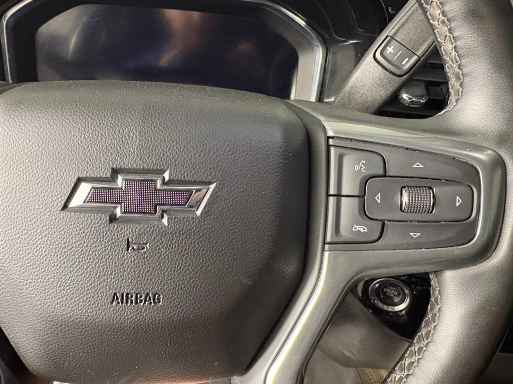Used 2024 Chevrolet Silverado 2500 LT w/ Midnight Edition AWD/4WD image 23