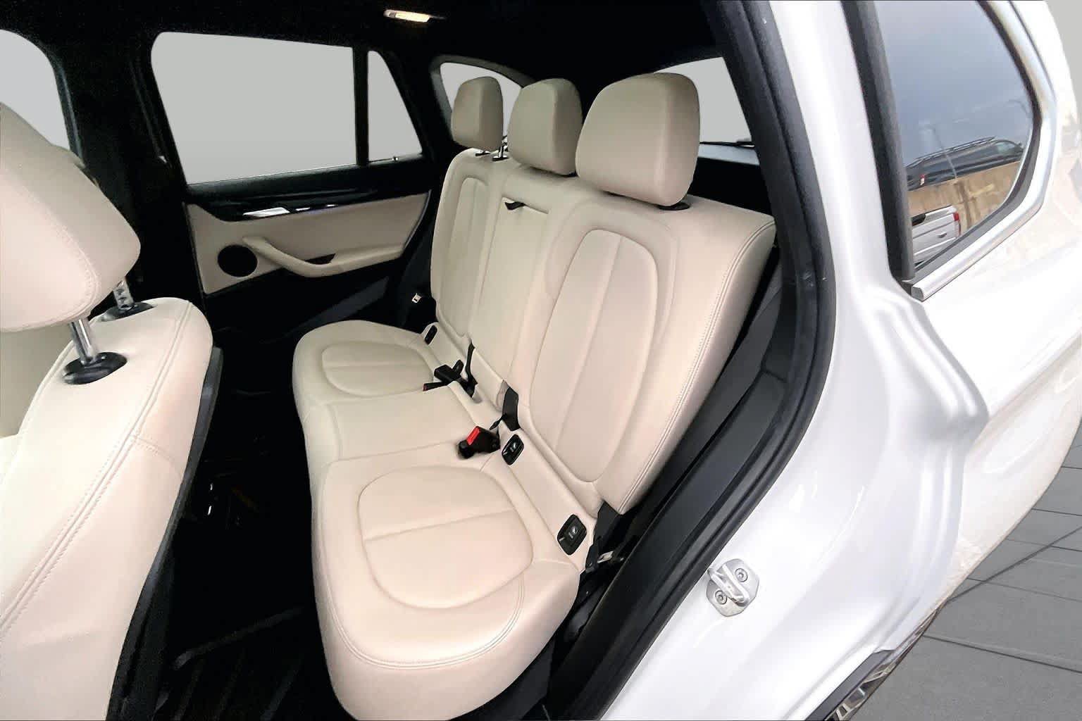 Used 2021 BMW X1 sDrive28i w/ Convenience Package FWD image 21