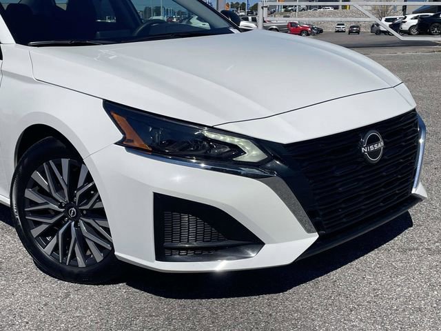 Used 2025 Nissan Altima 2.5 SV image 9