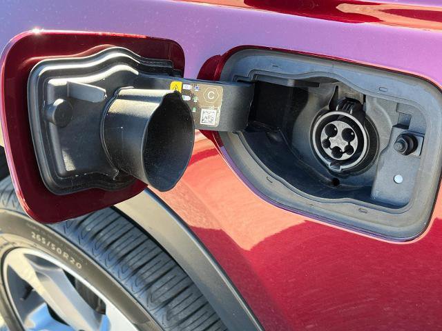 Used 2023 Jeep Grand Cherokee 4WD 4xe w/ Luxury Tech Group II image 6