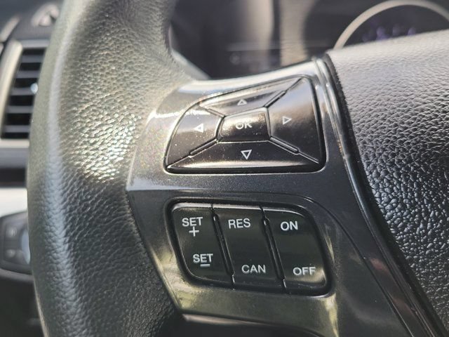 Certified 2018 Ford Explorer XLT w/ Equipment Group 202A FWD image 21