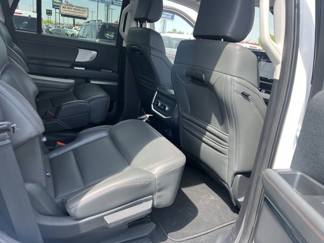 Certified 2025 Ford Expedition Active image 23