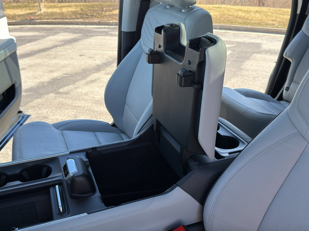 Certified 2025 Ford Expedition Max Platinum w/ Platinum Ultimate Package image 20