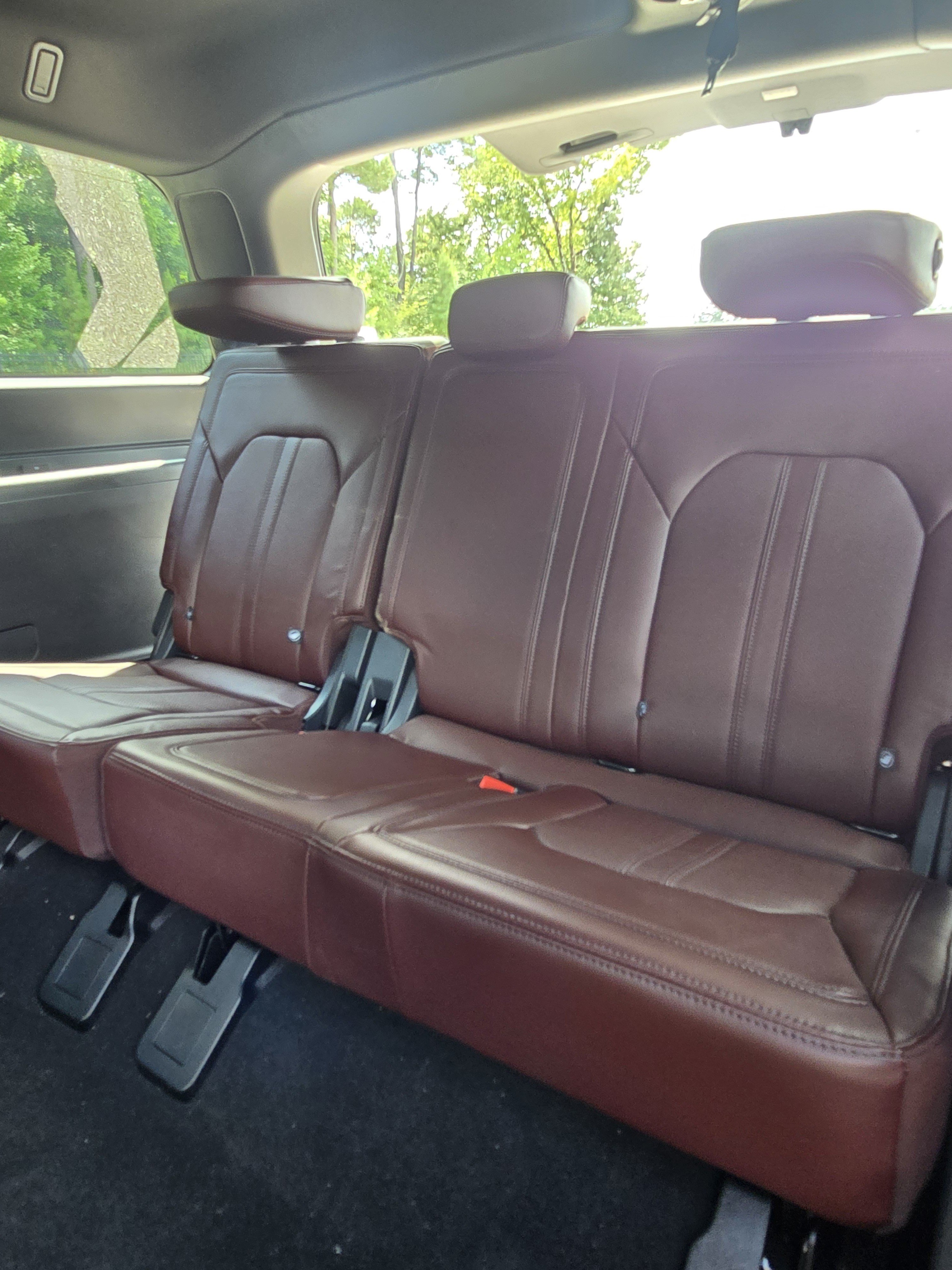 Certified 2024 Ford Expedition Limited w/ Excursion Package AWD/4WD image 16