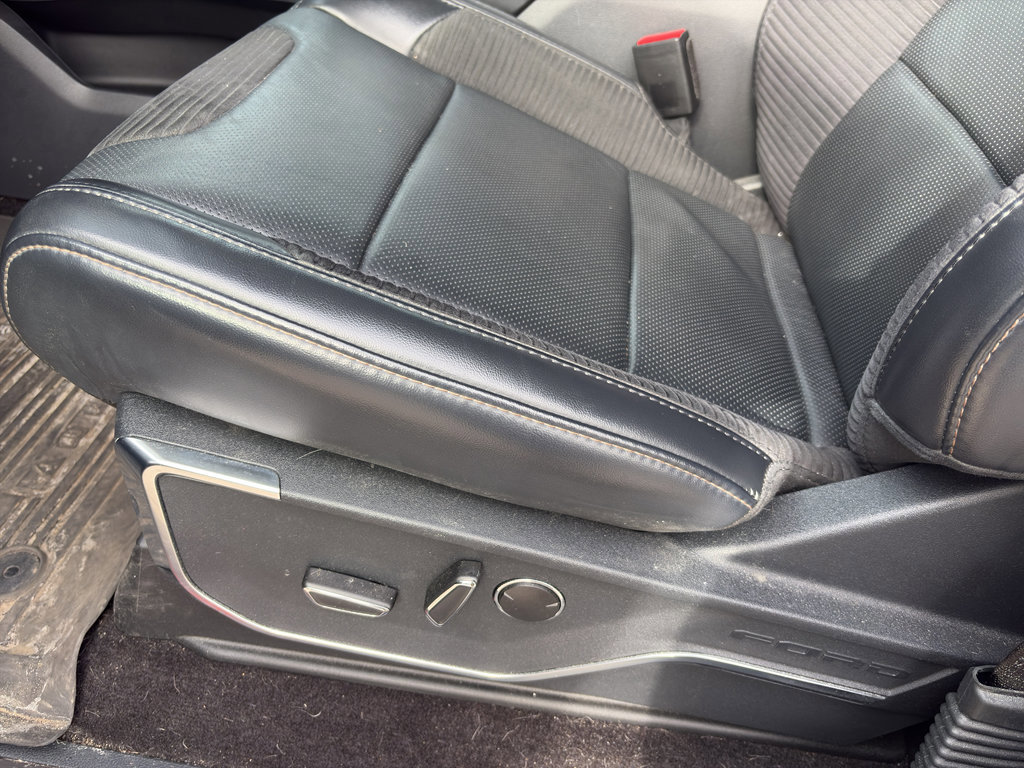 Certified 2022 Ford F150 Raptor w/ Equipment Group 801A High image 5