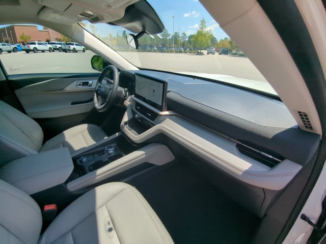 Certified 2025 Ford Explorer Active w/ Active Comfort Package AWD/4WD image 29