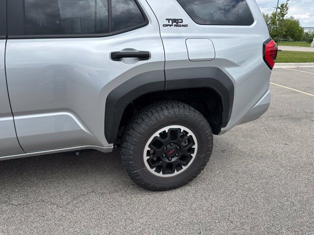 Used 2025 Toyota 4Runner TRD Off-Road Premium AWD/4WD image 7