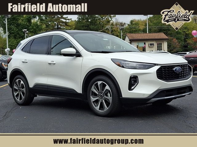 Certified 2023 Ford Escape Platinum AWD/4WD image 1