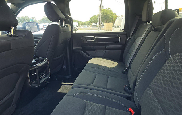 Used 2025 RAM 1500 Lone Star AWD/4WD image 9