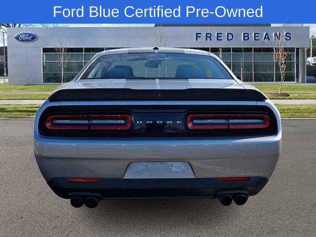 Used 2017 Dodge Challenger SXT w/ Blacktop Package RWD image 3