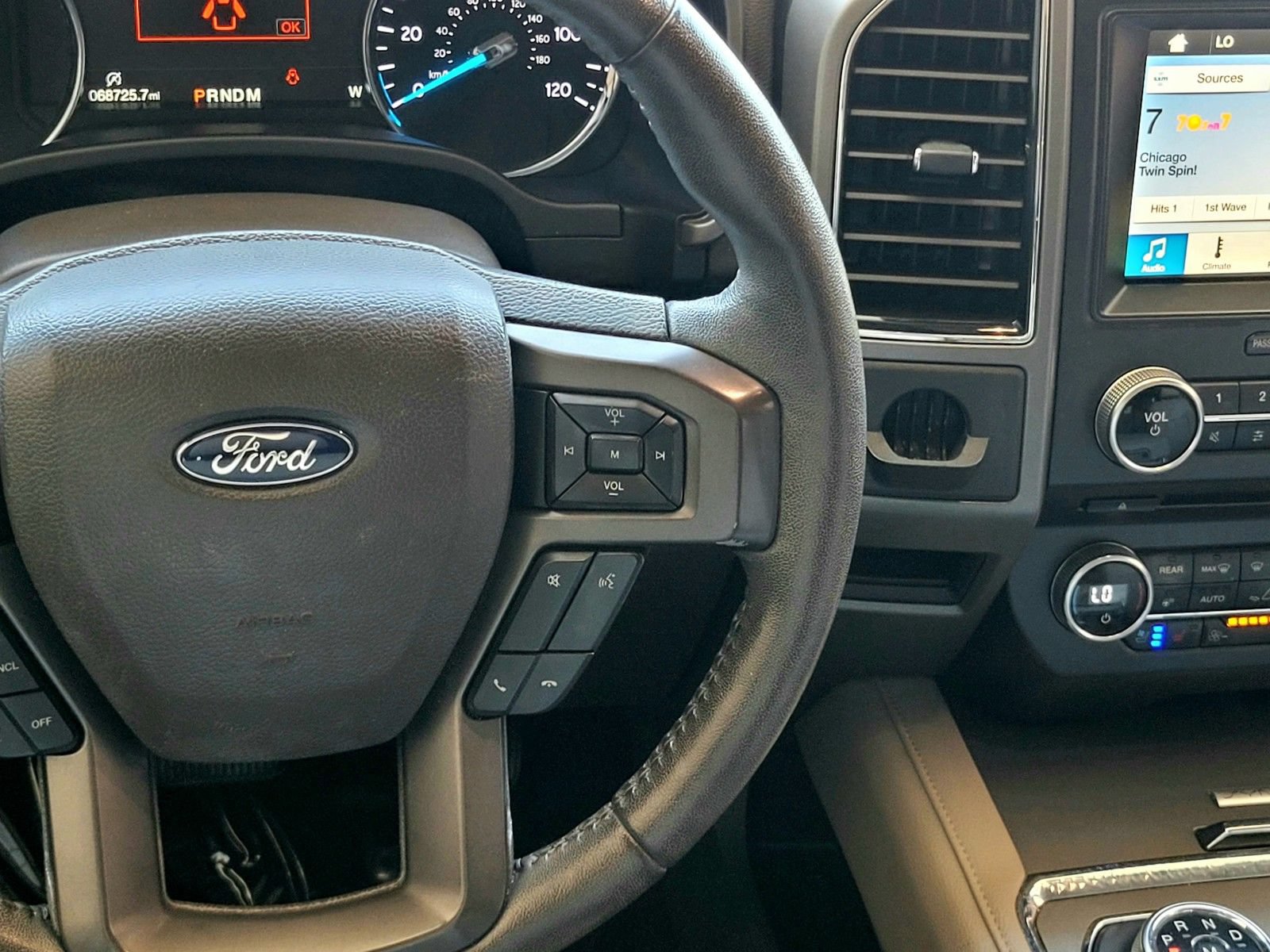 Certified 2018 Ford Expedition XLT w/ Equipment Group 202A RWD image 14