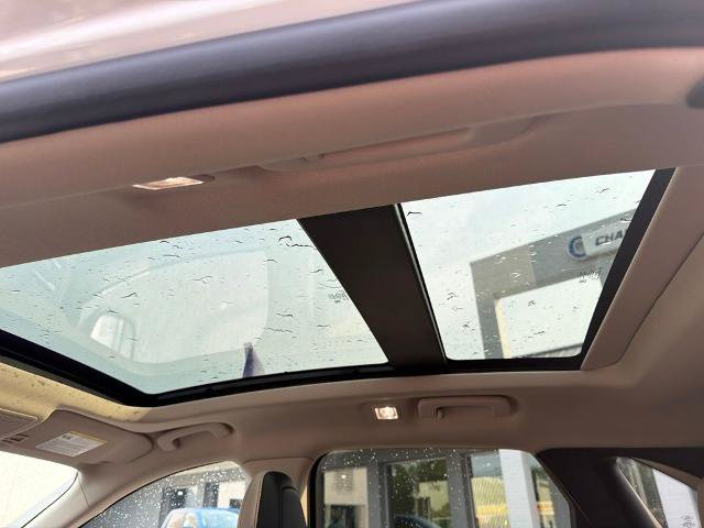 Certified 2020 Ford Escape Titanium w/ Titanium Premium Package 2.0 AWD/4WD image 18