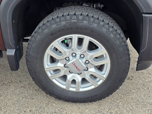 Used 2024 GMC Sierra 3500 SLE w/ SLE Convenience Package AWD/4WD image 6