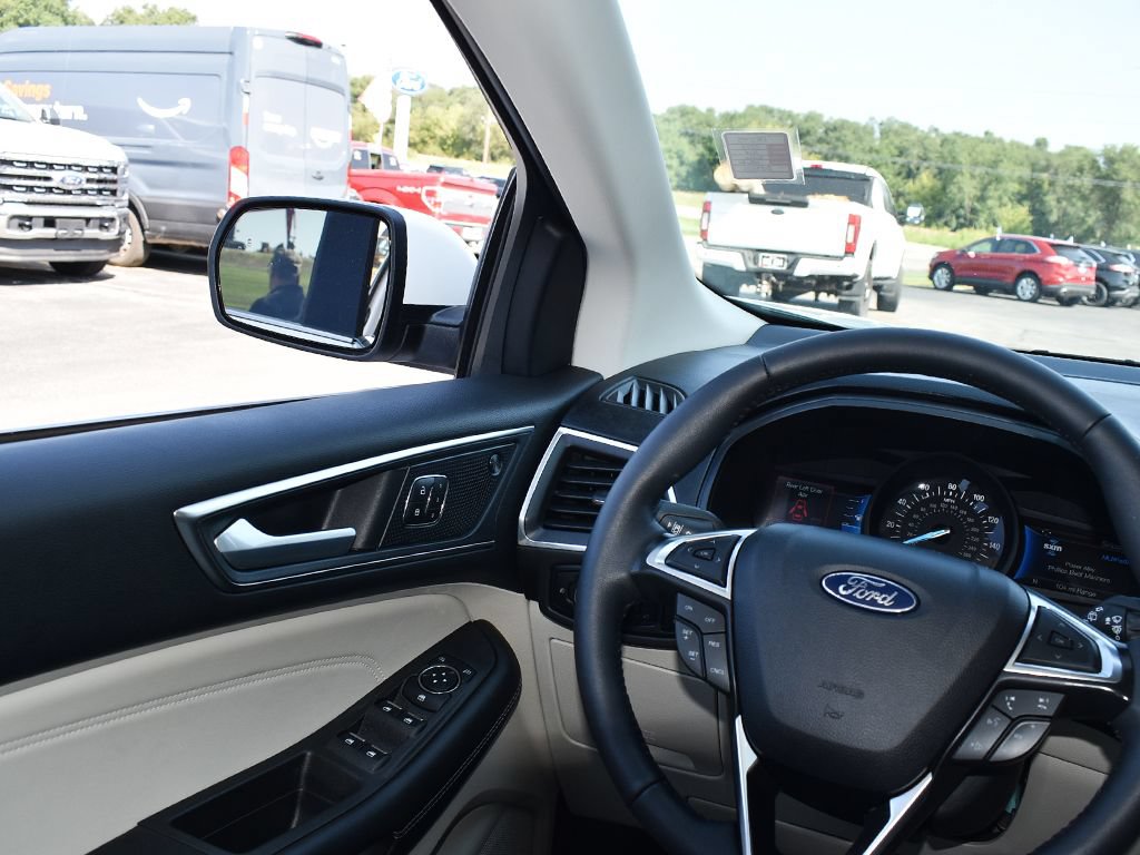 Certified 2024 Ford Edge Titanium AWD/4WD image 19