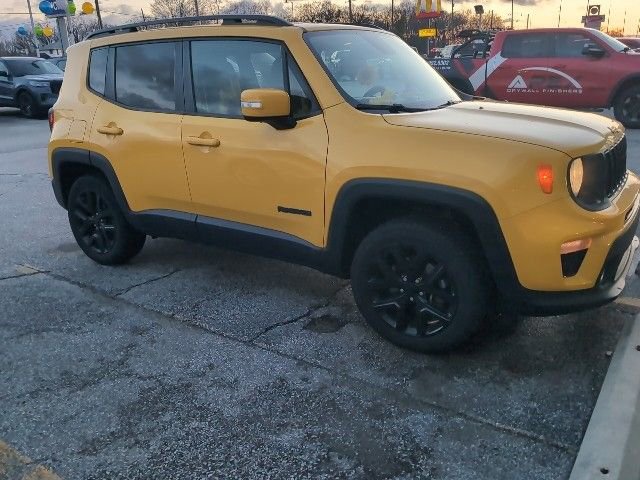 Used 2019 Jeep Renegade Altitude w/ Quick Order Package 2XM image 2