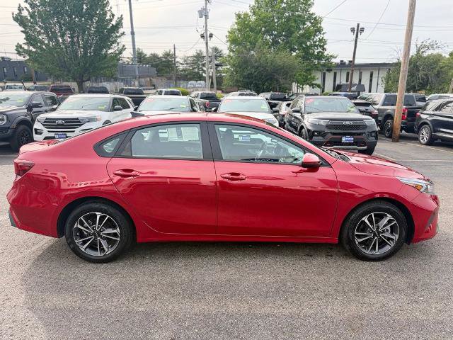 Used 2024 Kia Forte LXS FWD image 9