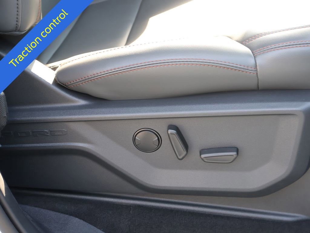 Certified 2025 Ford Expedition Active image 11