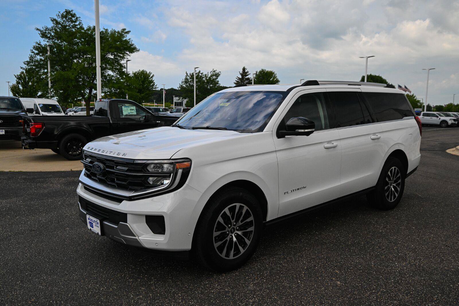 Certified 2025 Ford Expedition Max Platinum AWD/4WD image 9