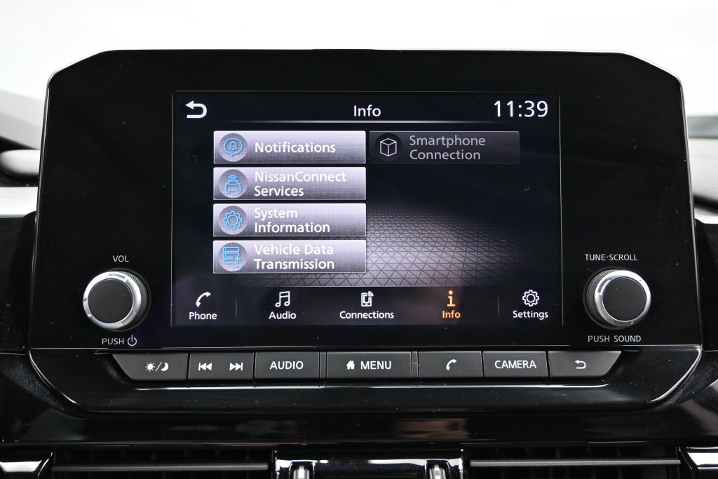 Used 2025 Nissan Pathfinder SV AWD/4WD image 28