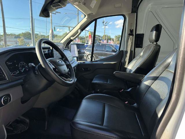 Certified 2025 Ford Transit 250 148 Medium Roof RWD image 23