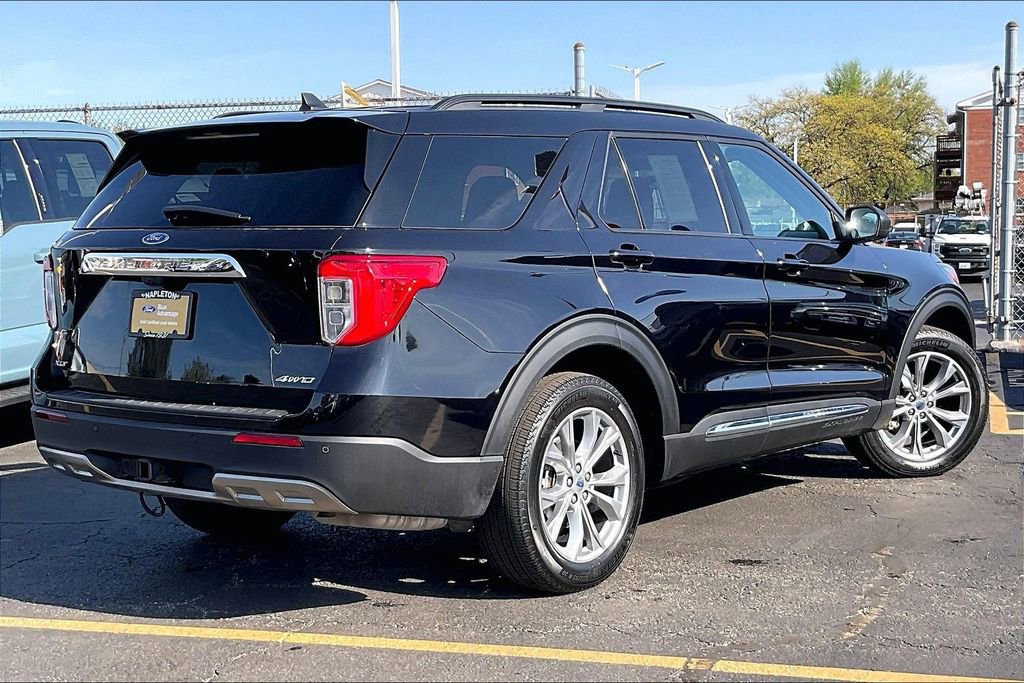Certified 2023 Ford Explorer XLT w/ Equipment Group 202A image 11