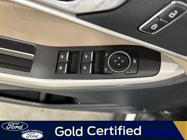 Certified 2022 Ford Explorer XLT w/ Equipment Group 202A image 23