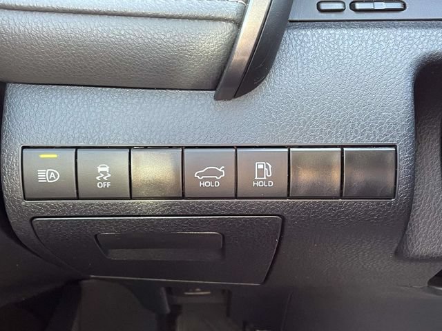 Used 2024 Toyota Camry SE w/ Convenience Package FWD image 17