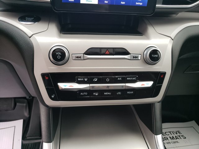 Certified 2023 Ford Explorer XLT w/ Equipment Group 202A AWD/4WD image 25