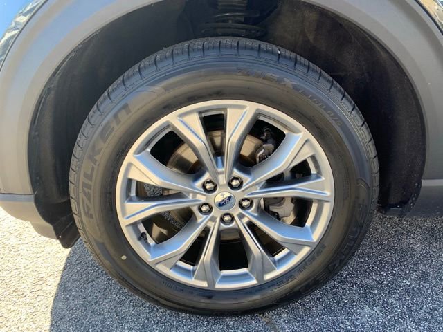 Certified 2023 Ford Explorer XLT w/ Equipment Group 202A image 33