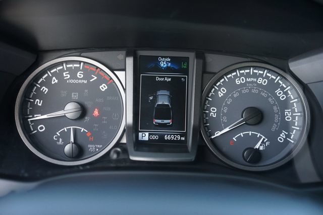 Used 2023 Toyota Tacoma TRD Sport w/ Technology Package RWD image 24