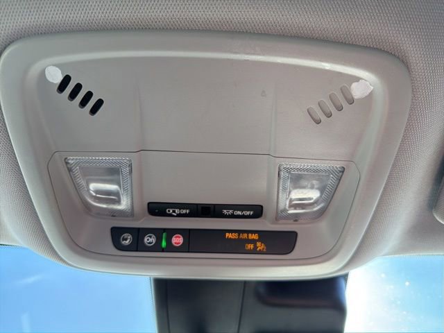 Used 2023 Chevrolet Malibu LT image 30