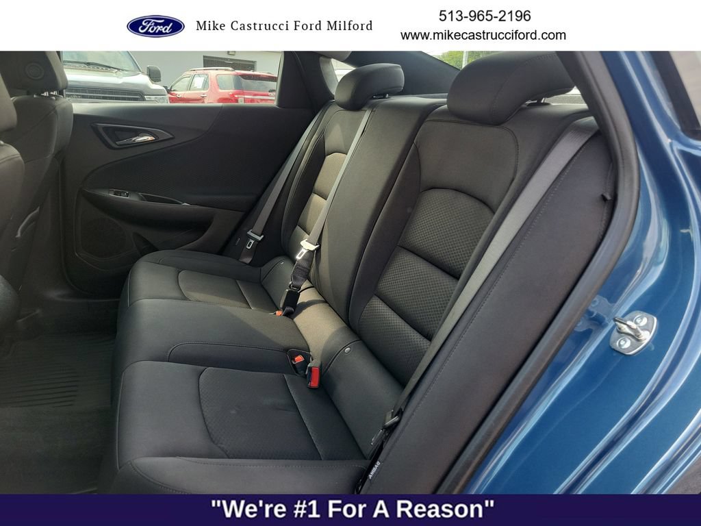 Used 2025 Chevrolet Malibu RS FWD image 22
