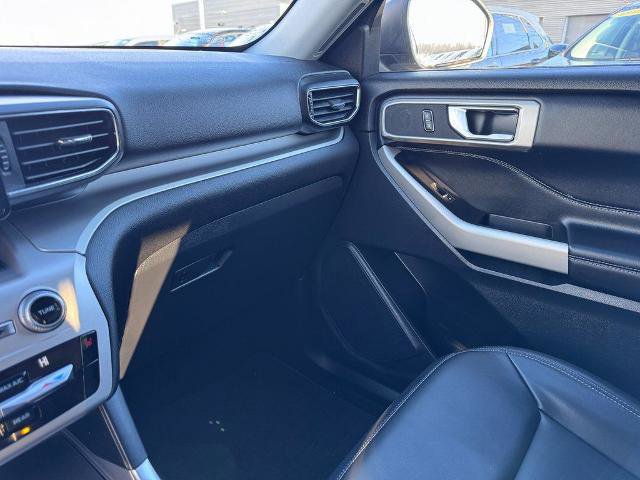 Certified 2021 Ford Explorer XLT w/ Equipment Group 202A image 25