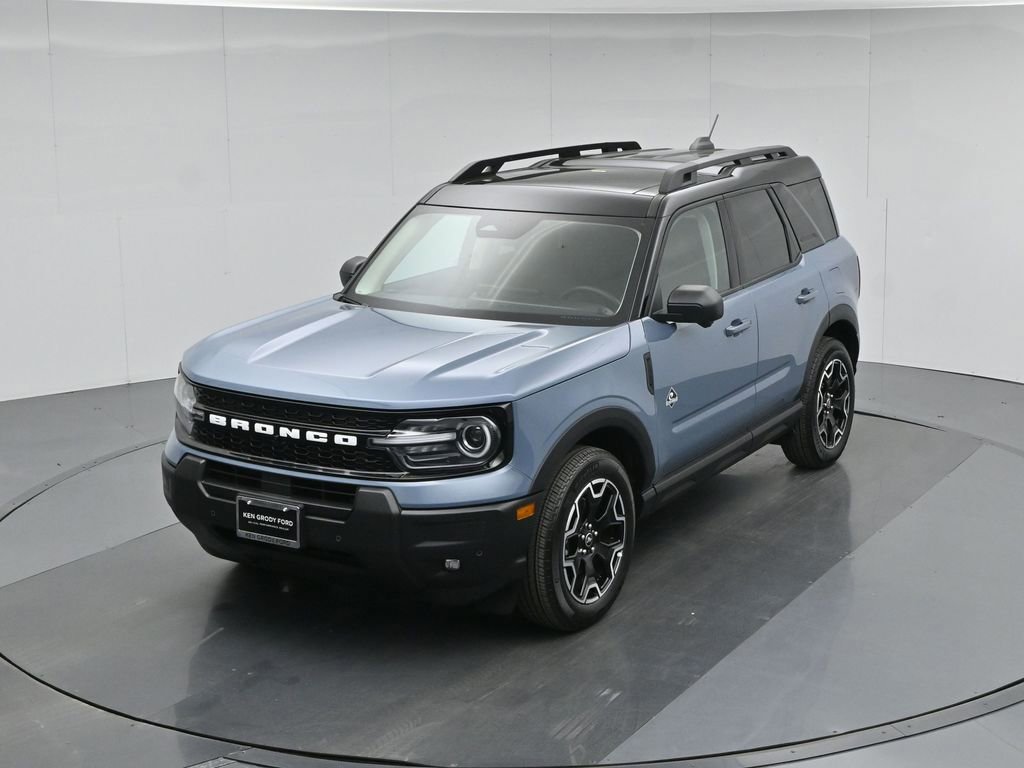 Certified 2025 Ford Bronco Sport Outer Banks w/ Outer Banks Tech Package+ image 26