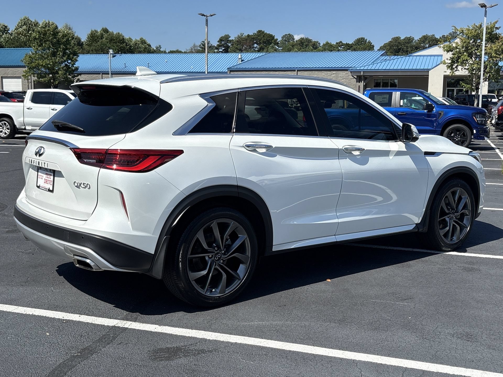 Used 2023 INFINITI QX50 Sensory FWD image 27