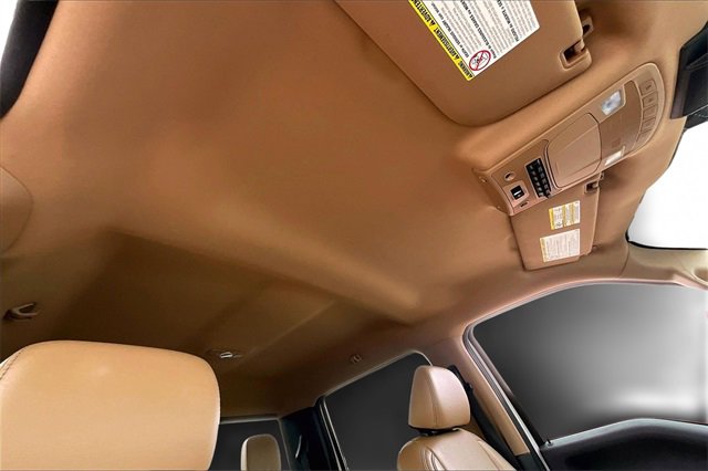 Certified 2022 Ford F250 Lariat w/ Lariat Ultimate Package image 16