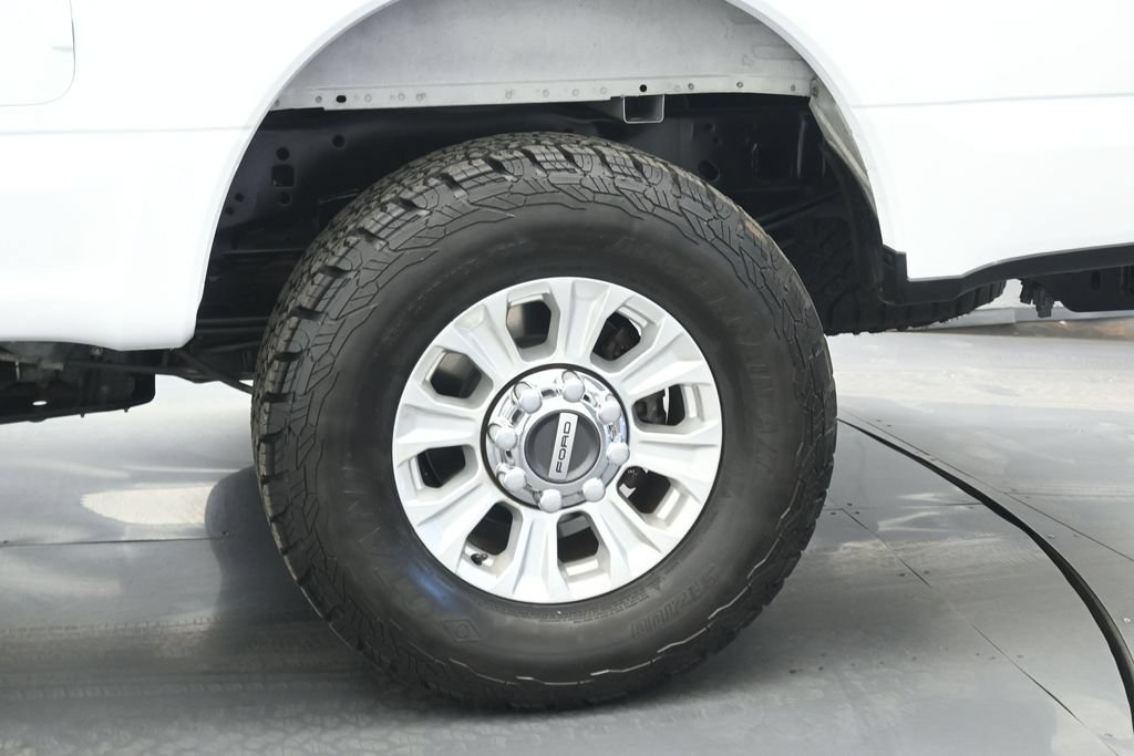 Certified 2022 Ford F250 XLT w/ XLT Value Package AWD/4WD image 18