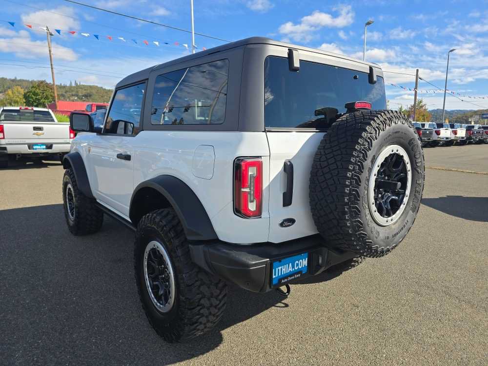 Certified 2022 Ford Bronco Badlands w/ Sasquatch Package AWD/4WD image 3