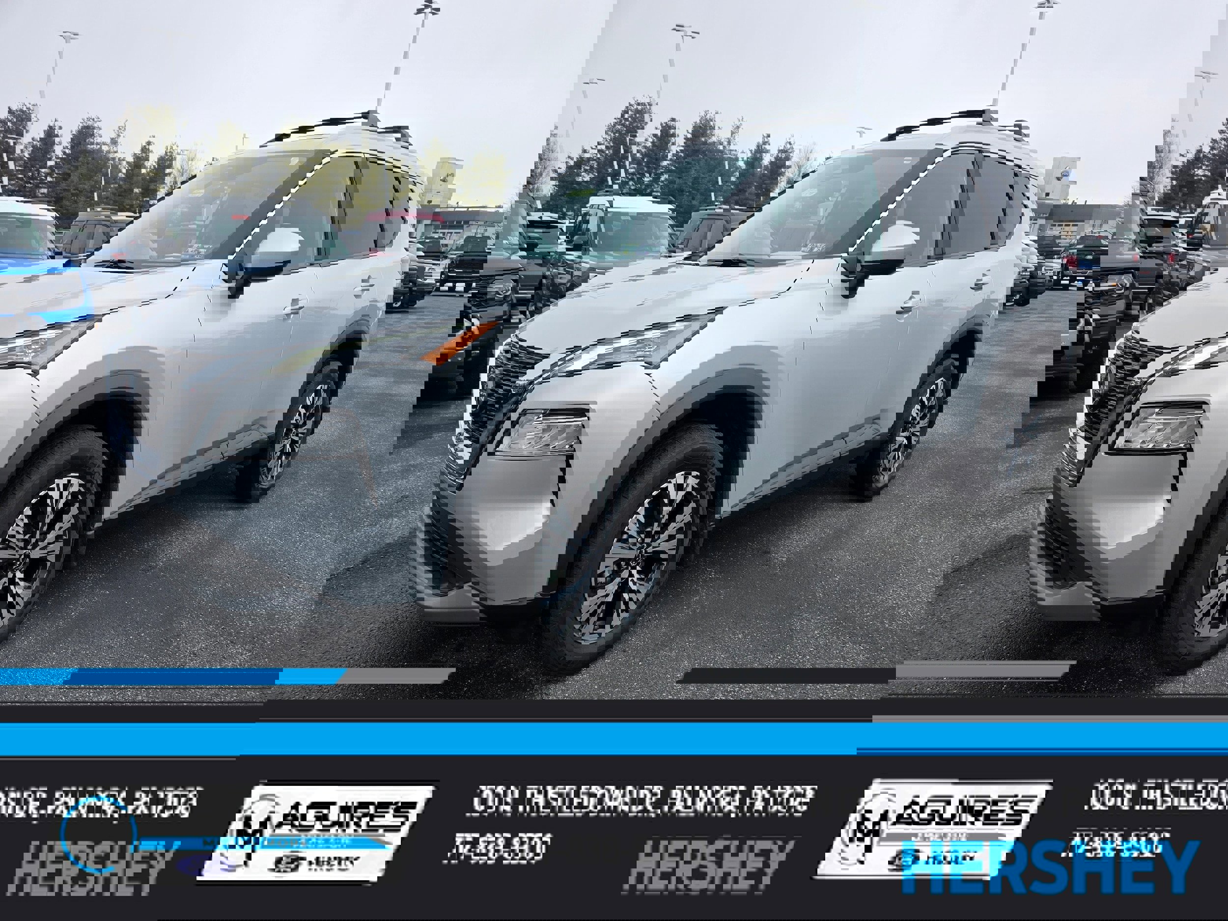 Used 2023 Nissan Rogue SV w/ SV Premium B Package image 7