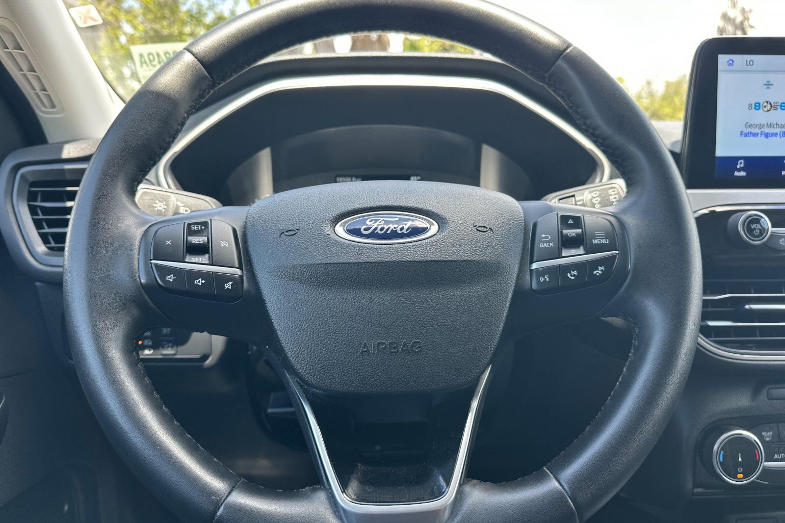 Certified 2022 Ford Escape SE w/ SE Sport Appearance Package FWD image 36