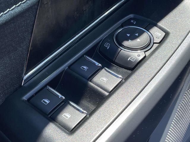 Certified 2022 Ford F150 Lariat w/ Equipment Group 502A High image 13