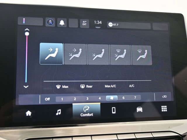 Used 2024 Jeep Compass Latitude image 21