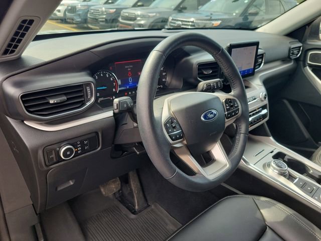 Certified 2024 Ford Explorer XLT w/ Equipment Group 202A AWD/4WD image 13