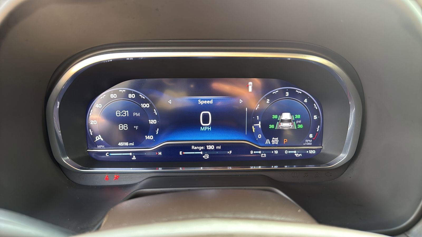 Used 2023 Chevrolet Suburban Z71 w/ Luxury Package AWD/4WD image 11