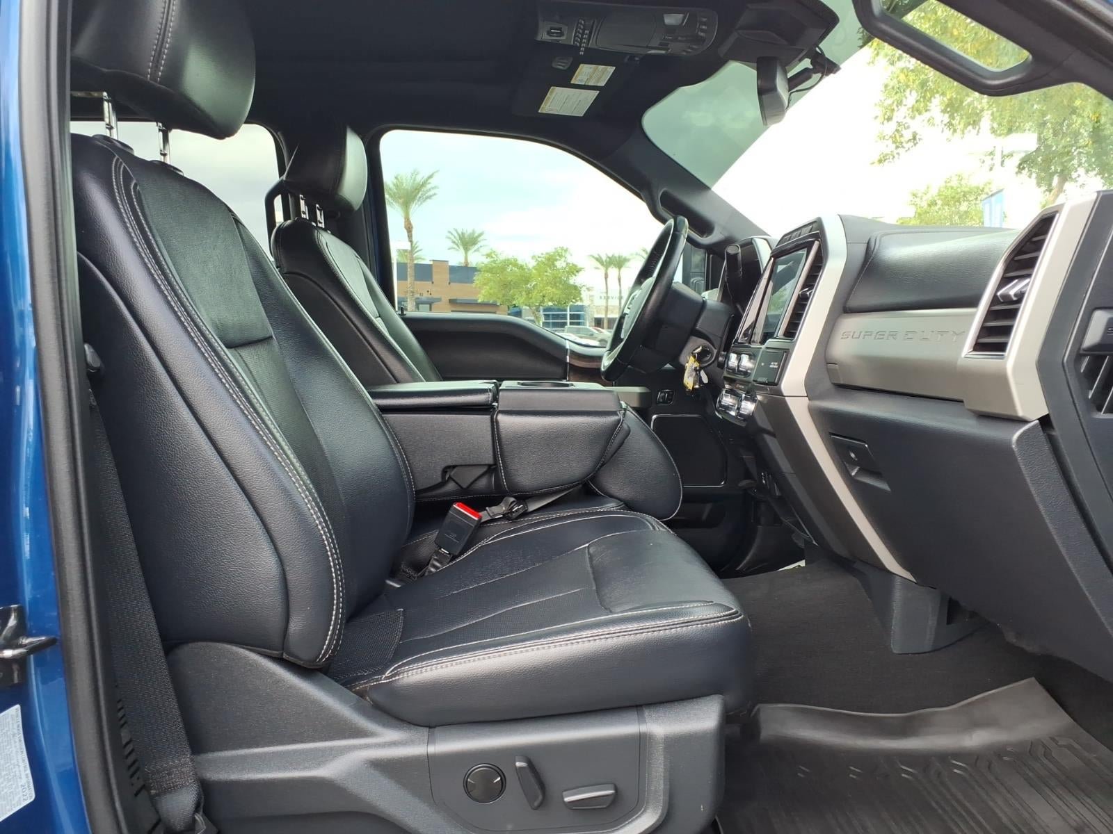 Certified 2022 Ford F350 Lariat w/ Black Appearance Package AWD/4WD image 11