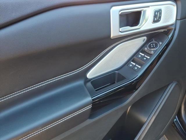 Certified 2022 Ford Explorer ST w/ Equipment Group 401A AWD/4WD image 9