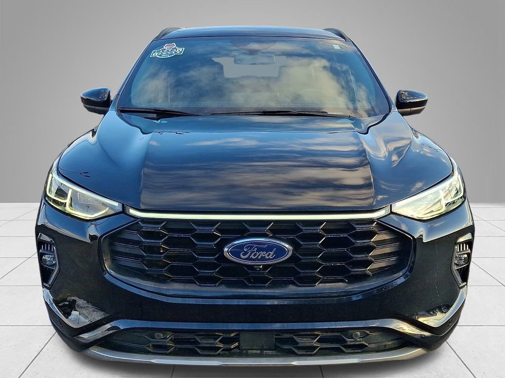 Certified 2023 Ford Escape ST-Line Elite w/ Premium Technology Package image 7