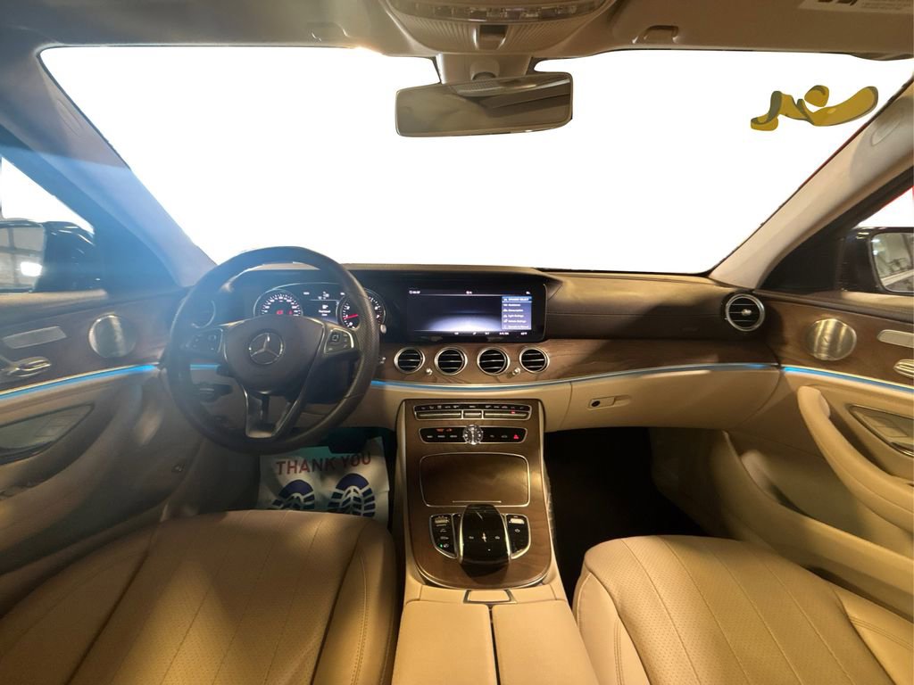 Used 2018 Mercedes-Benz E 300 4MATIC image 31
